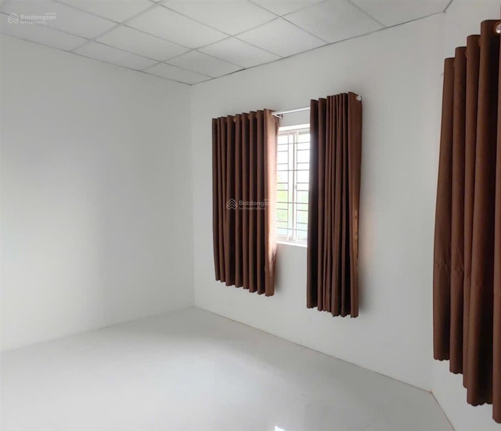 Chỉ 3,9 tỷ sở hữu nhà góc 2 mặt tiền đường xe hơi, dt đất 61m2 sàn 116m2 sổ hồng hoàn công