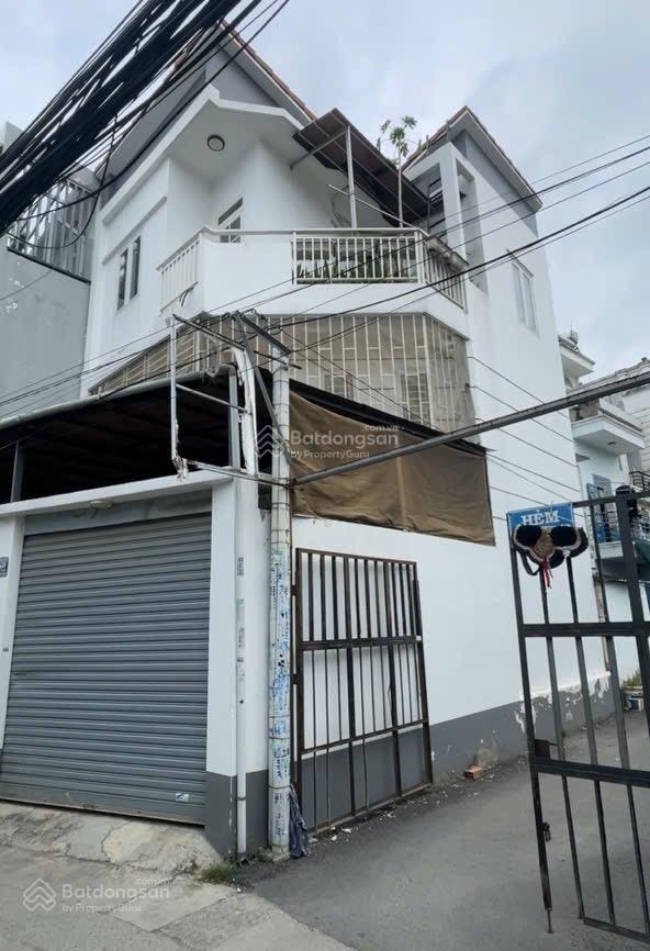 Chỉ 7 tỷ nhà 3 tầng góc 2 mặt tiền đường số  trung tâm phường cát lái  xe hơi tránh nhau