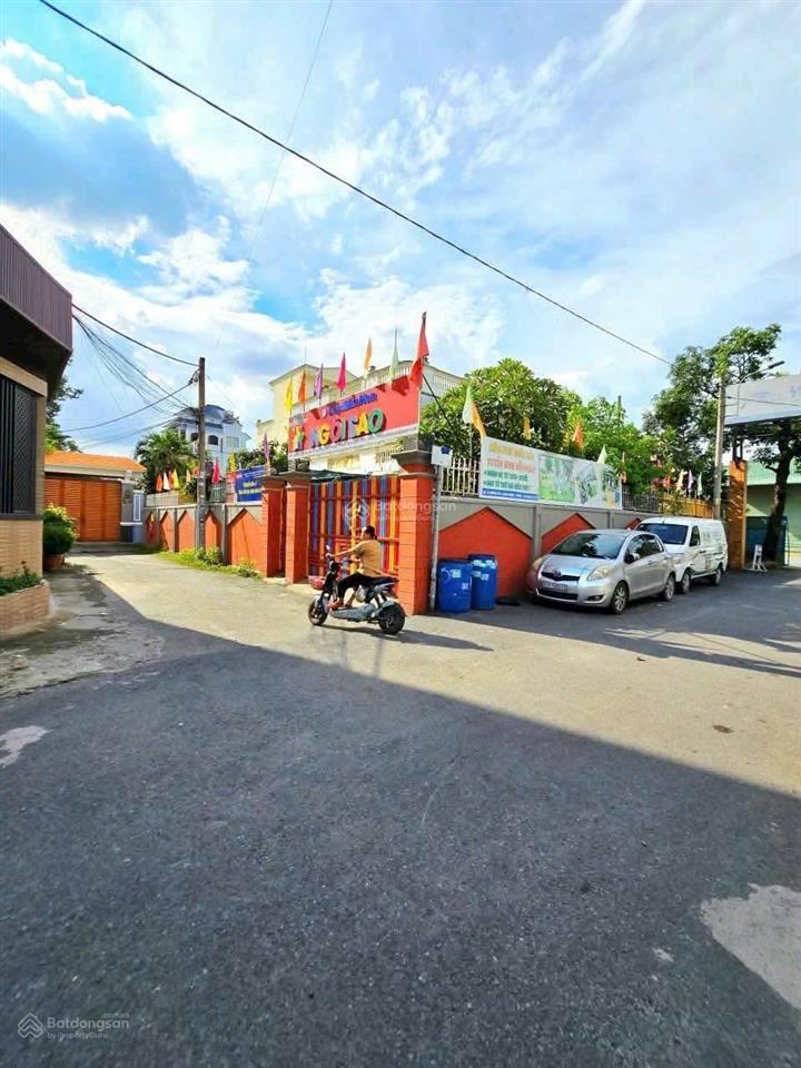 4,1 tỷ  nhà 70m ngang 10m  2 tầng  hẻm ô tô  lò lu, trường thạnh