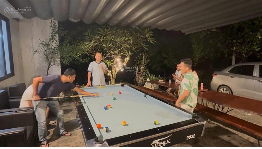 Cần sang nhượng khu nghỉ dưỡng đang kinh doanh tốt view đẹp, doanh thu ổn định