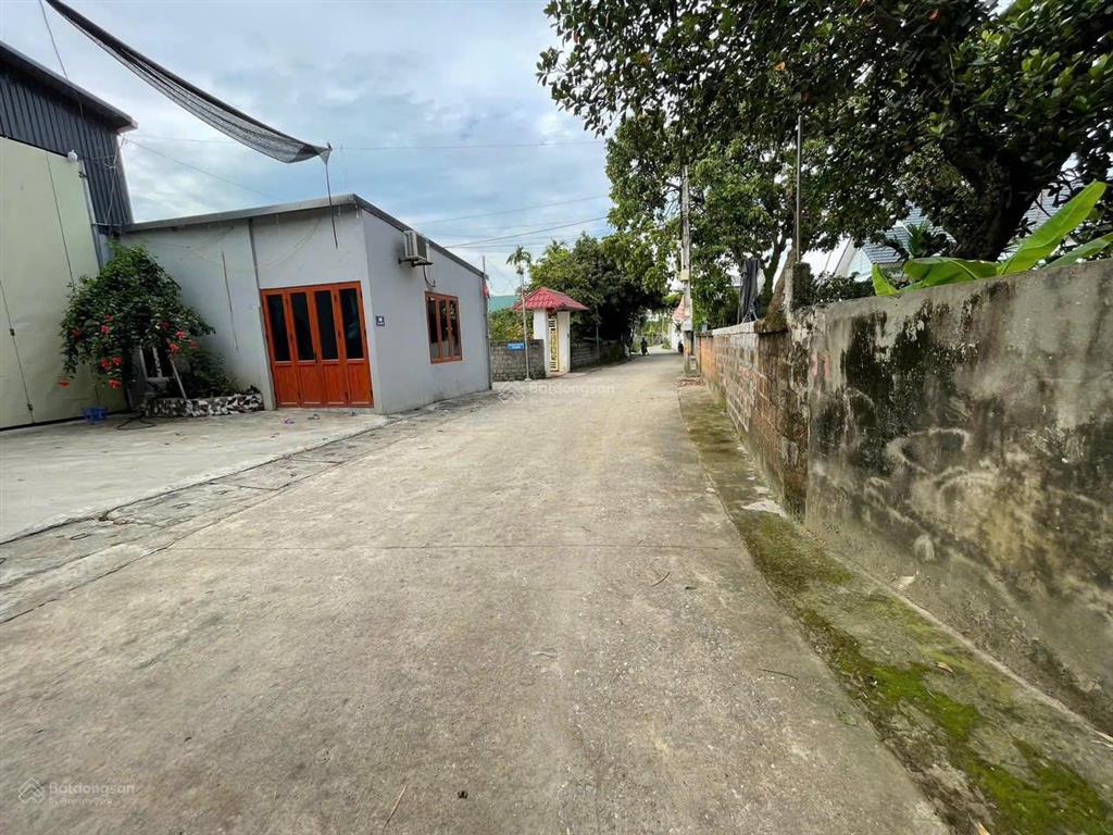 Bán 695m có 121m thổ cư  còn lại cln ở xã xuân mai, chương mỹ, giá hơn 8 tỷ