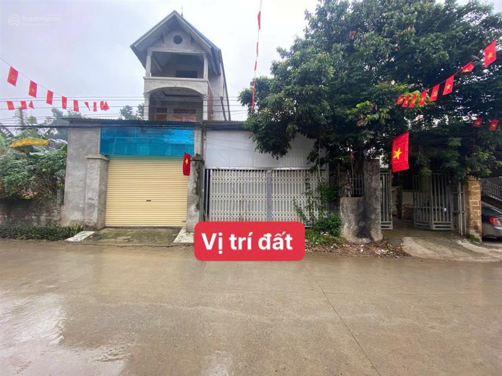 Chính chủ gửi bán lô đất trục chính kinh doanh 
vị trí chợ cá, xuân mai, 100m2 full thổ