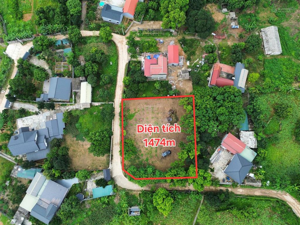 Bán đất lô góc tại đồng xương, lương sơn, hòa bình cũ, nay thuộc phú thọ. dt 1.474 m2, thổ cư 200m