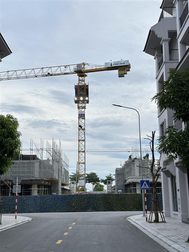 Cần bán liền kề xẻ khe vđ5  90m2  hướng đông nam  26 tỷ bao phí  sát tmdv, gần chung cư