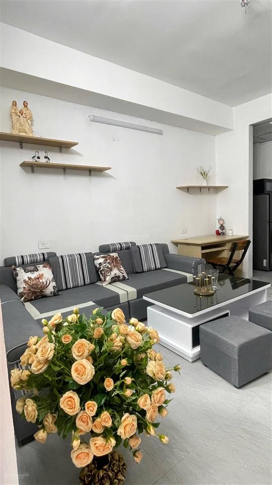 Cho thuê nhà 2 tầng phú diễn, gần đh tài nguyên môi trường, 6tr/th, ô tô đỗ cửa