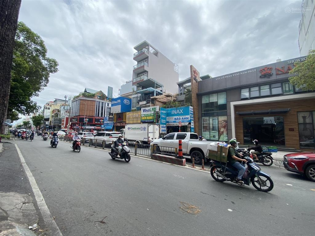 Mặt tiền tô hiến thành phường hoà hưng, gần siêu thị go ngã 3 giao sư vạn hạnh