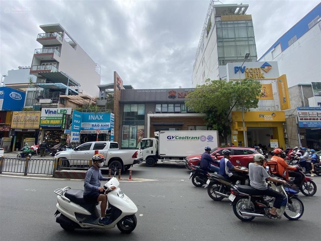 Mặt tiền tô hiến thành phường hoà hưng, gần siêu thị go ngã 3 giao sư vạn hạnh