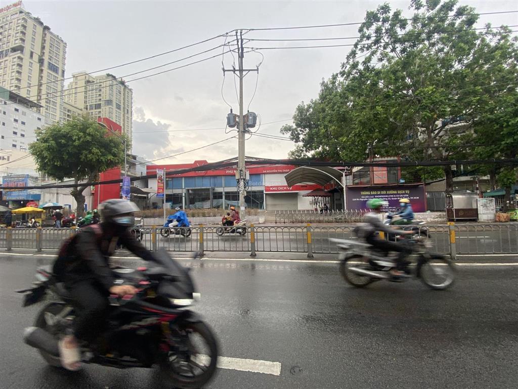 Mặt tiền nguyễn thị thập gần lotte mart 30m ngang 3000m2 sử dụng