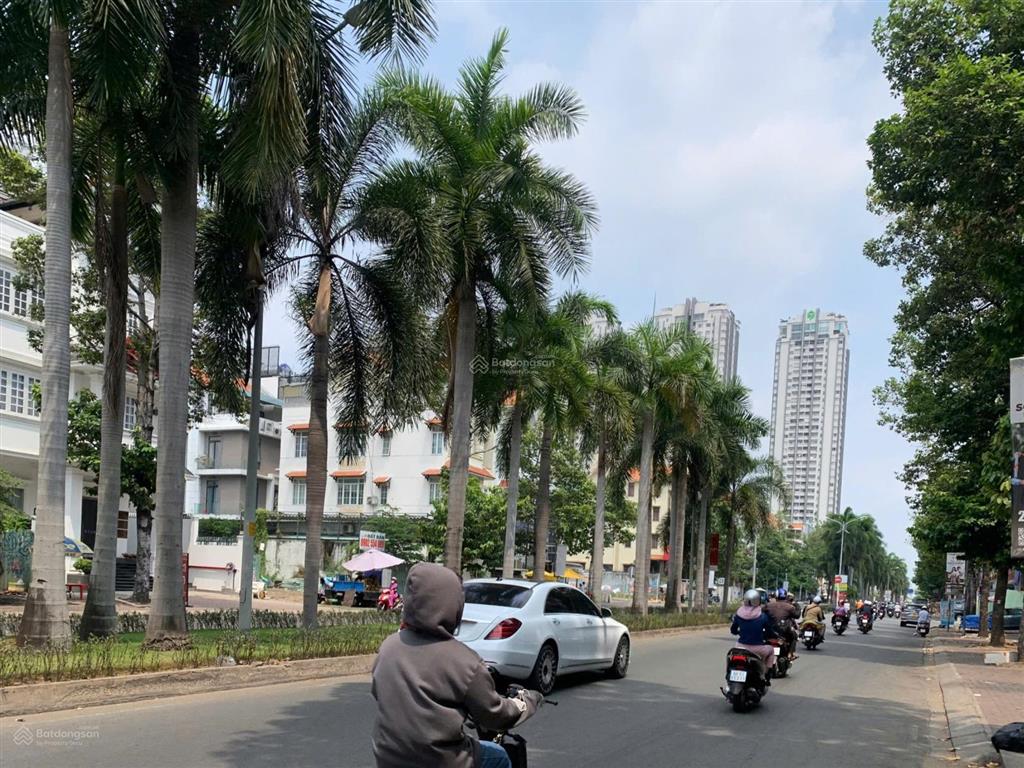 Toà nhà 1200m2 , mặt tiền 68a nguyễn thị thập, khu himlam quận 7