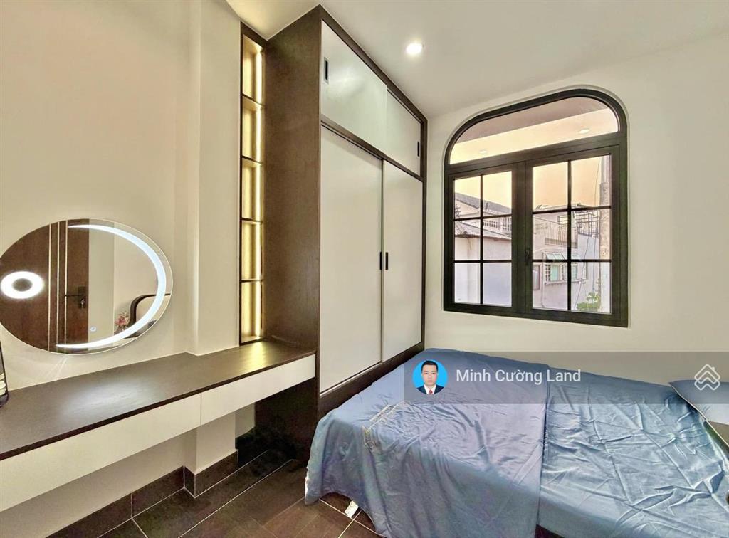 Siêu phẩm thích quảng đức, phú nhuận, 39m2 ngang 6m, 5 tầng btct 4pn, hxh sát mặt tiền, 8.3tỷ