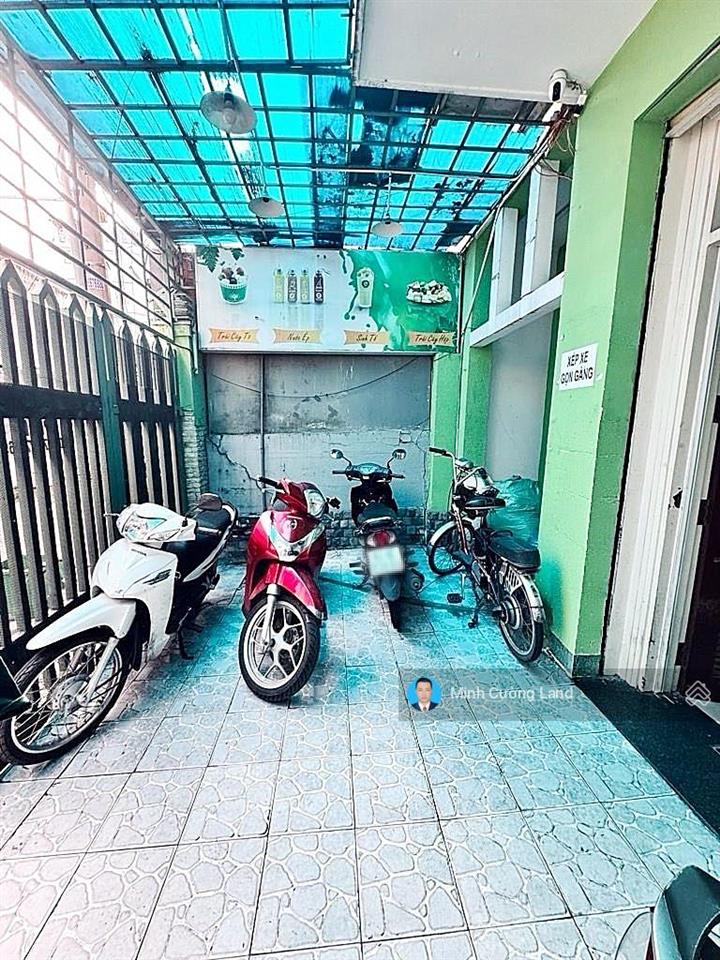 Bán chdv đang thuê khoán 30tr/th, nguyễn gia trí, bình thạnh, 6x18m, hxh 10m, 4 tầng 8pn, chỉ 23tỷ