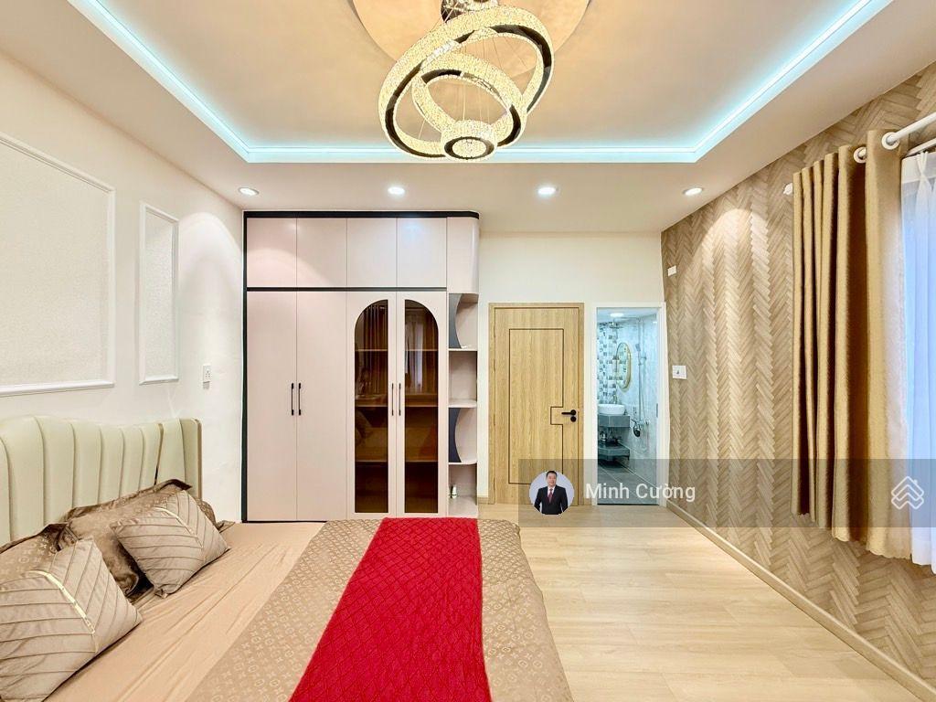 Bán nhà huỳnh văn bánh, phú nhuận, sát quận 3, 28m2, 3 tầng 3pn, hẻm xe hơi thông, chỉ 5.99tỷ tl