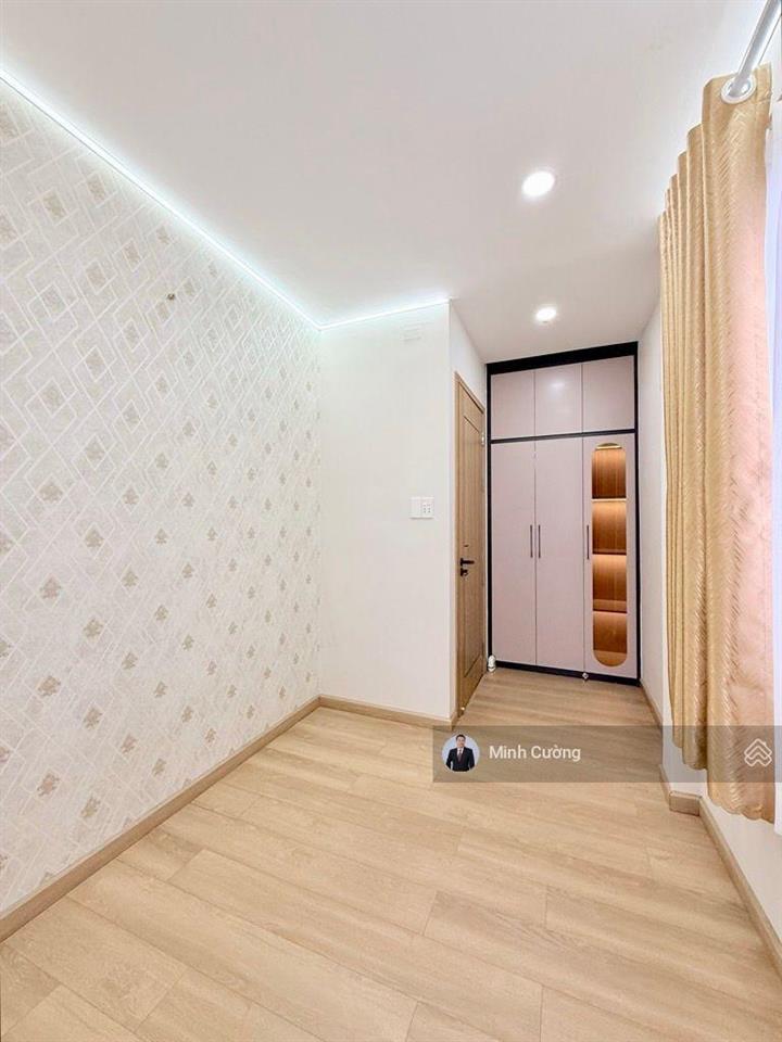 Bán nhà huỳnh văn bánh, phú nhuận, sát quận 3, 28m2, 3 tầng 3pn, hẻm xe hơi thông, chỉ 5.99tỷ tl