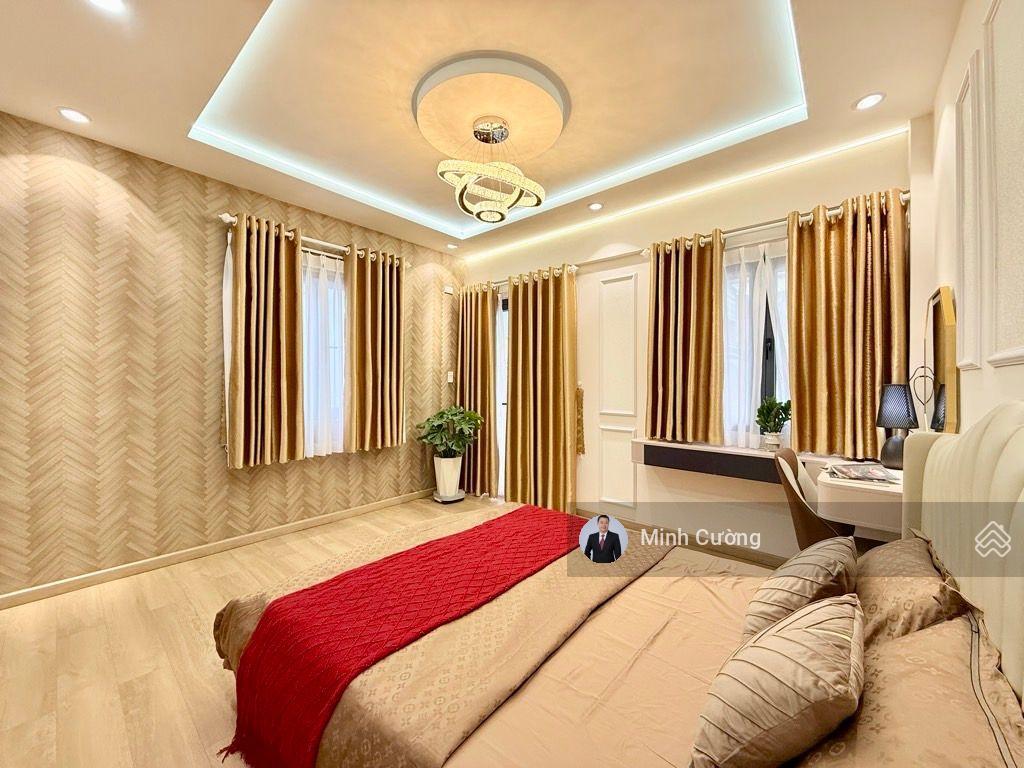 Bán nhà huỳnh văn bánh, phú nhuận, sát quận 3, 28m2, 3 tầng 3pn, hẻm xe hơi thông, chỉ 5.99tỷ tl