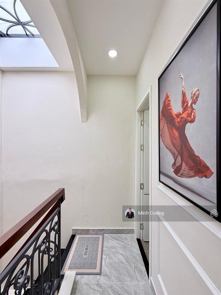 Bán nhà huỳnh văn bánh, phú nhuận, sát quận 3, 28m2, 3 tầng 3pn, hẻm xe hơi thông, chỉ 5.99tỷ tl