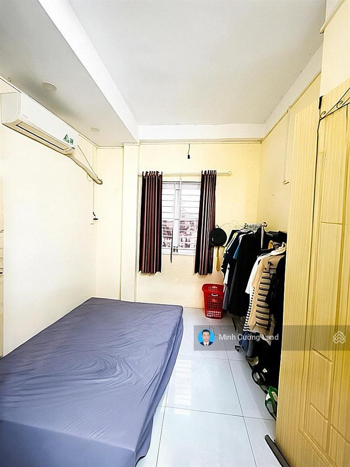 Bán nhà nguyễn đình chính, phú nhuận, 30m2, 4 tầng 3pn, cách mt 15m, cho thuê 17 triệu/tháng, 5.6tỷ