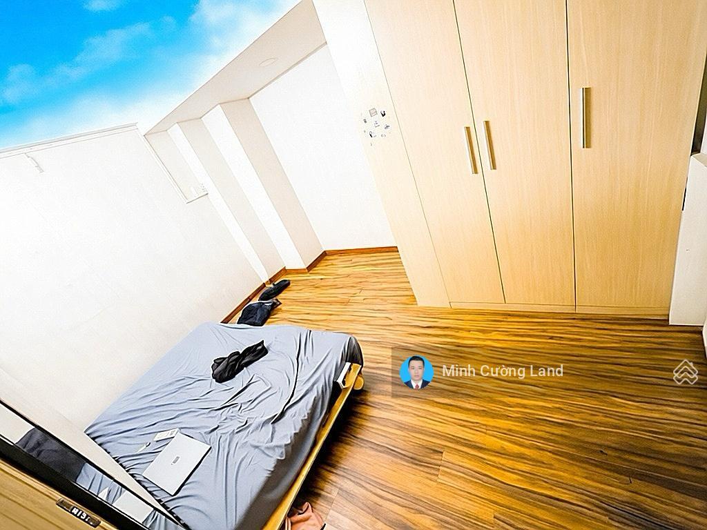 Bán nhà nguyễn đình chính, phú nhuận, 30m2, 4 tầng 3pn, cách mt 15m, cho thuê 17 triệu/tháng, 5.6tỷ