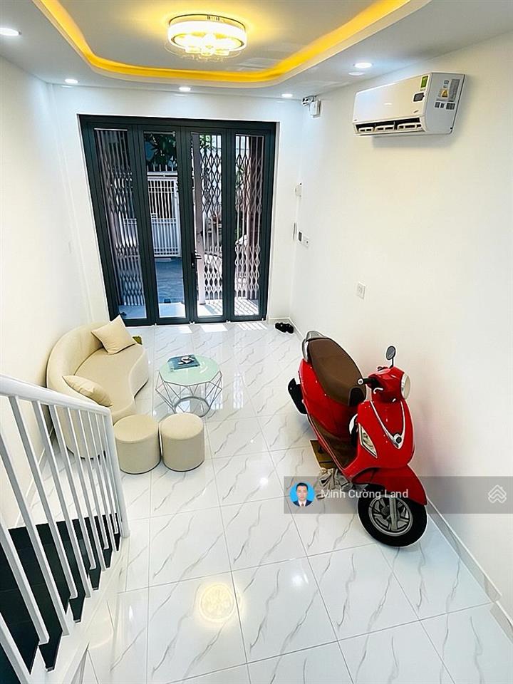 Chính chủ bán nhà hxh thông kd, huỳnh văn bánh, phú nhuận, 30m2, 2 tầng btct, sát mt  chỉ 6.4tỷ tl