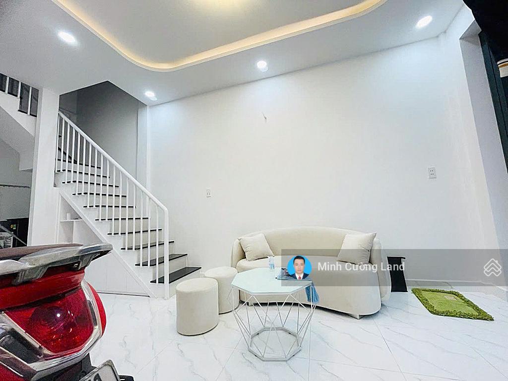 Chính chủ bán nhà hxh thông kd, huỳnh văn bánh, phú nhuận, 30m2, 2 tầng btct, sát mt  chỉ 6.4tỷ tl