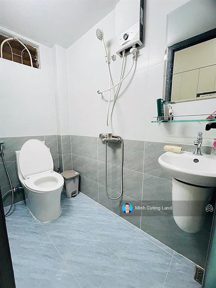 Chính chủ bán nhà hxh thông kd, huỳnh văn bánh, phú nhuận, 30m2, 2 tầng btct, sát mt  chỉ 6.4tỷ tl