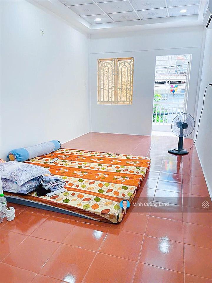 Chính chủ bán nhà hxh thông kd, huỳnh văn bánh, phú nhuận, 30m2, 2 tầng btct, sát mt  chỉ 6.4tỷ tl