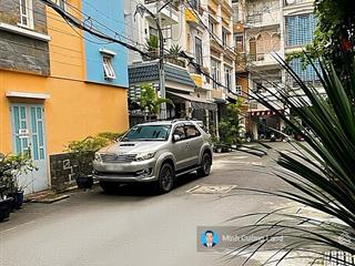 Chính chủ bán nhà hxh thông kd, huỳnh văn bánh, phú nhuận, 30m2, 2 tầng btct, sát mt  chỉ 6.4tỷ tl