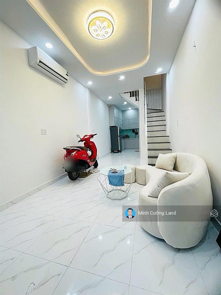 Chính chủ bán nhà hxh thông kd, huỳnh văn bánh, phú nhuận, 30m2, 2 tầng btct, sát mt  chỉ 6.4tỷ tl