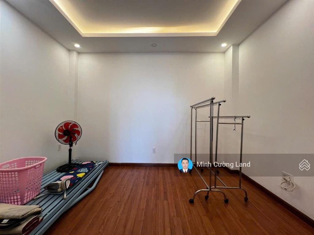 Bán nhà nguyễn xí, bình thạnh, 4x12m vuông vức, hxh 5m thông, 3 tầng btct 3pn, 0 lộ giới, 8.5tỷ tl