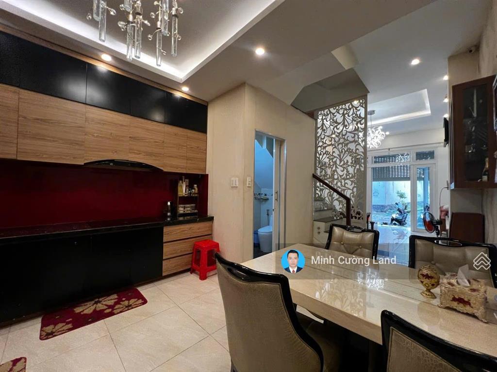 Bán nhà nguyễn xí, bình thạnh, 4x12m vuông vức, hxh 5m thông, 3 tầng btct 3pn, 0 lộ giới, 8.5tỷ tl