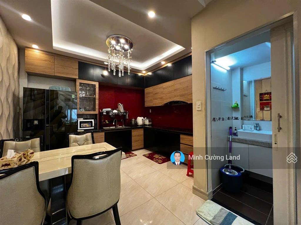 Bán nhà nguyễn xí, bình thạnh, 4x12m vuông vức, hxh 5m thông, 3 tầng btct 3pn, 0 lộ giới, 8.5tỷ tl