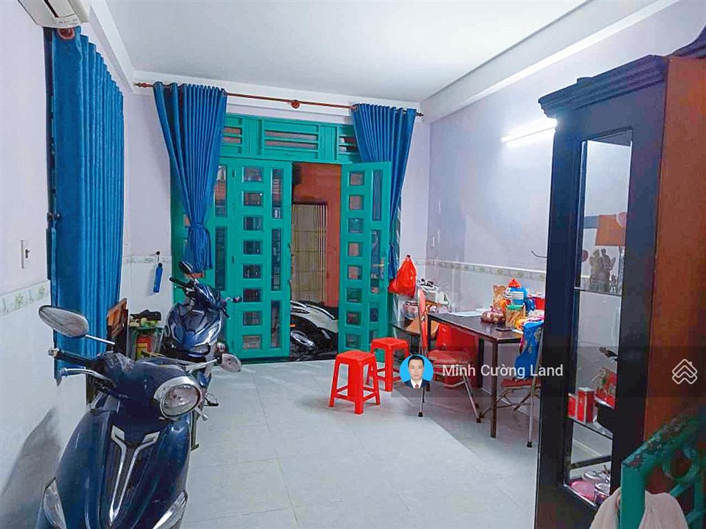 Bán nhà lê văn sỹ, gần chợ trần hữu trang, 3.6x10m, hẻm xe hơi thông, 2 tầng btct 2pn, chỉ 5.2tỷ tl