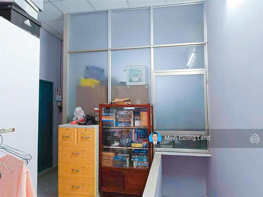 Bán nhà lê văn sỹ, gần chợ trần hữu trang, 3.6x10m, hẻm xe hơi thông, 2 tầng btct 2pn, chỉ 5.2tỷ tl