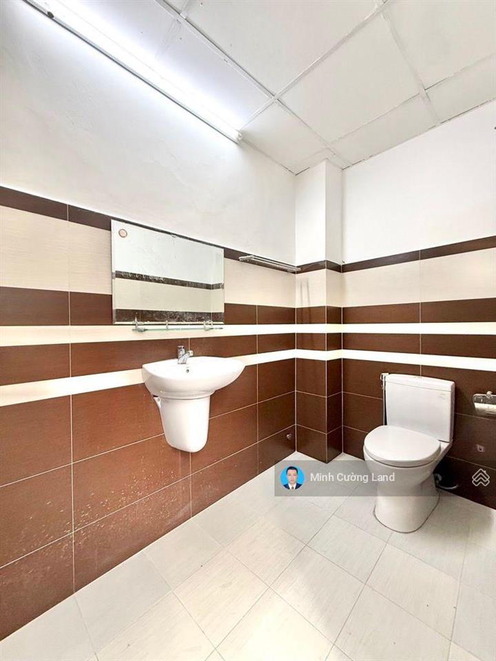 Bán nhà nguyễn kiệm, gần ngã 4 phú nhuận, 4.7x20m, hxh sát mặt tiền, 2 tầng btct 3pn, chỉ 12tỷ tl