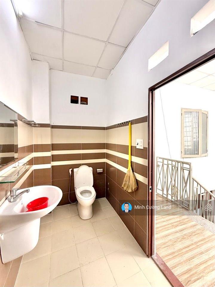 Bán nhà nguyễn kiệm, gần ngã 4 phú nhuận, 4.7x20m, hxh sát mặt tiền, 2 tầng btct 3pn, chỉ 12tỷ tl
