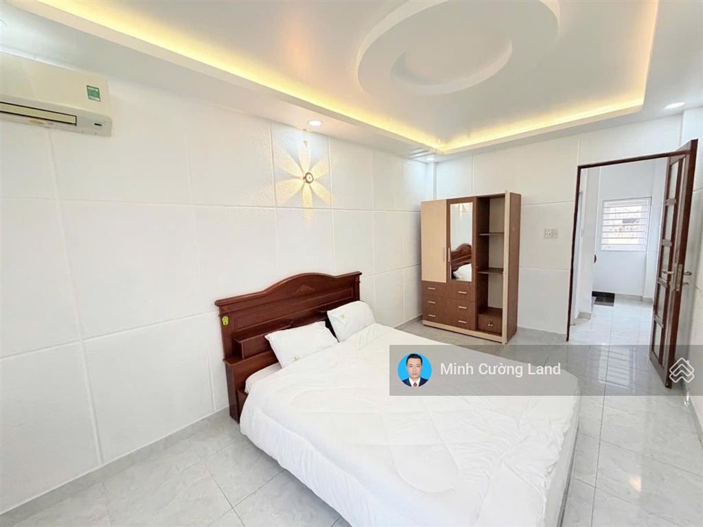 Bán nhà khu vip phố ẩm thực phan xích long, 34m2, 5 tầng btct 4pn, hẻm 3m thông sát mặt tiền