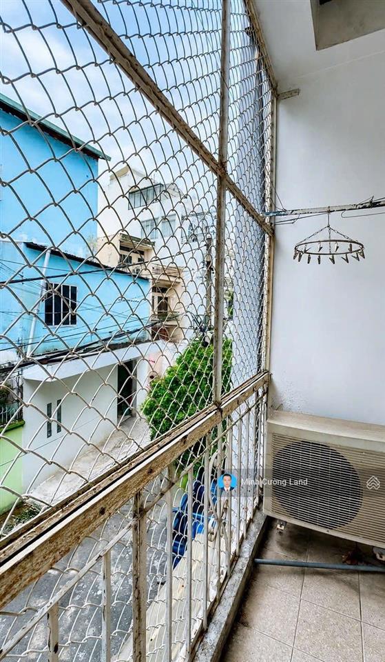 Bán nhà nguyễn tuân, cách mt phạm văn đồng 20m, 4.1x17m, 2 tầng btct, hxh 6m thông, chỉ 9.8tỷ tl