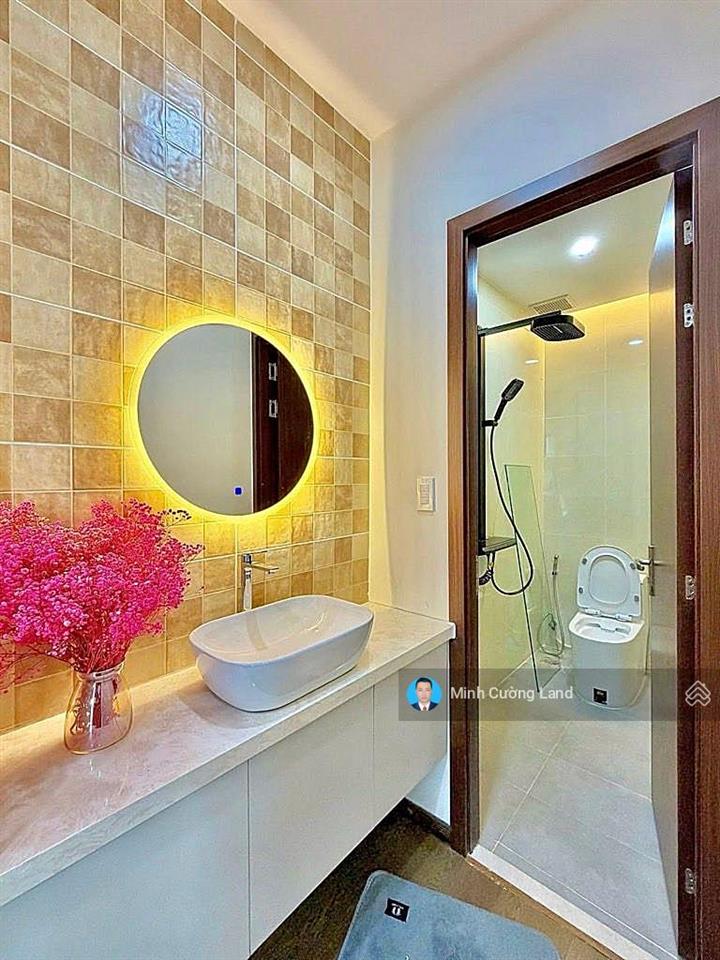 Siêu phẩm lê quang định, gần chợ bà chiểu, 32m2, 3 tầng btct, hẻm 3m thông cách mặt tiền 1 căn