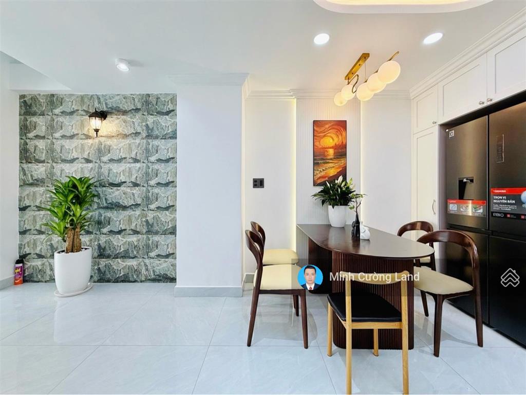 Siêu phẩm cư xá phan đăng lưu, gần chợ bà chiểu, 4x11m, hxh 7 chỗ, 4 tầng btct 5pn, chỉ 10.7tỷ tl