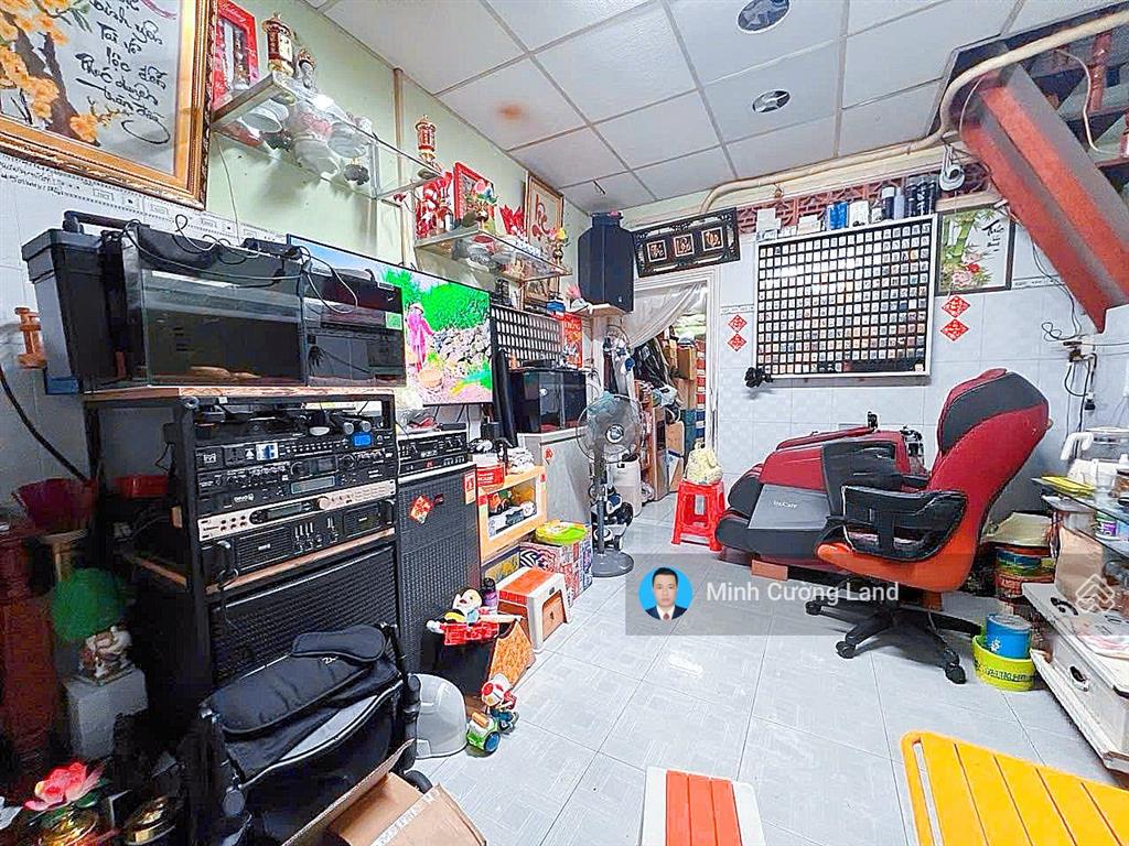 Bán nhà phan văn hân, gần sát quận 1, 39m2 ngang 4.4m, 2 tầng btct, hẻm 2.5m thông gần mặt tiền