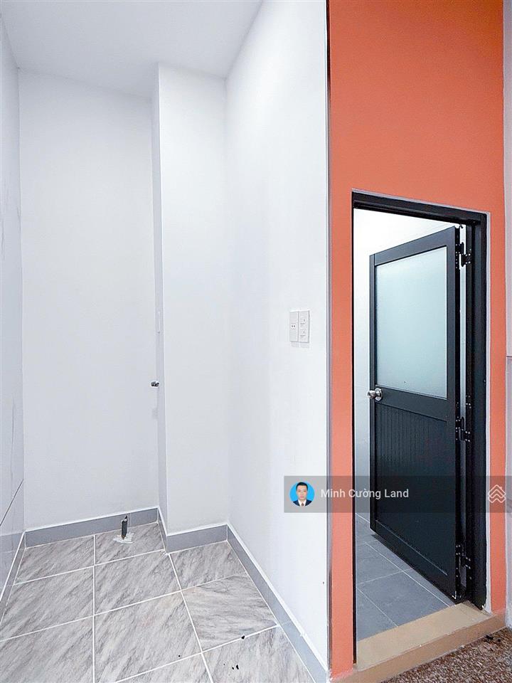 Bán nhà đẹp mặt tiền đường số 6, gần chợ gò vấp, 4.5x8m, 2 tầng btct, giảm 600triệu chỉ 4.8tỷ tl