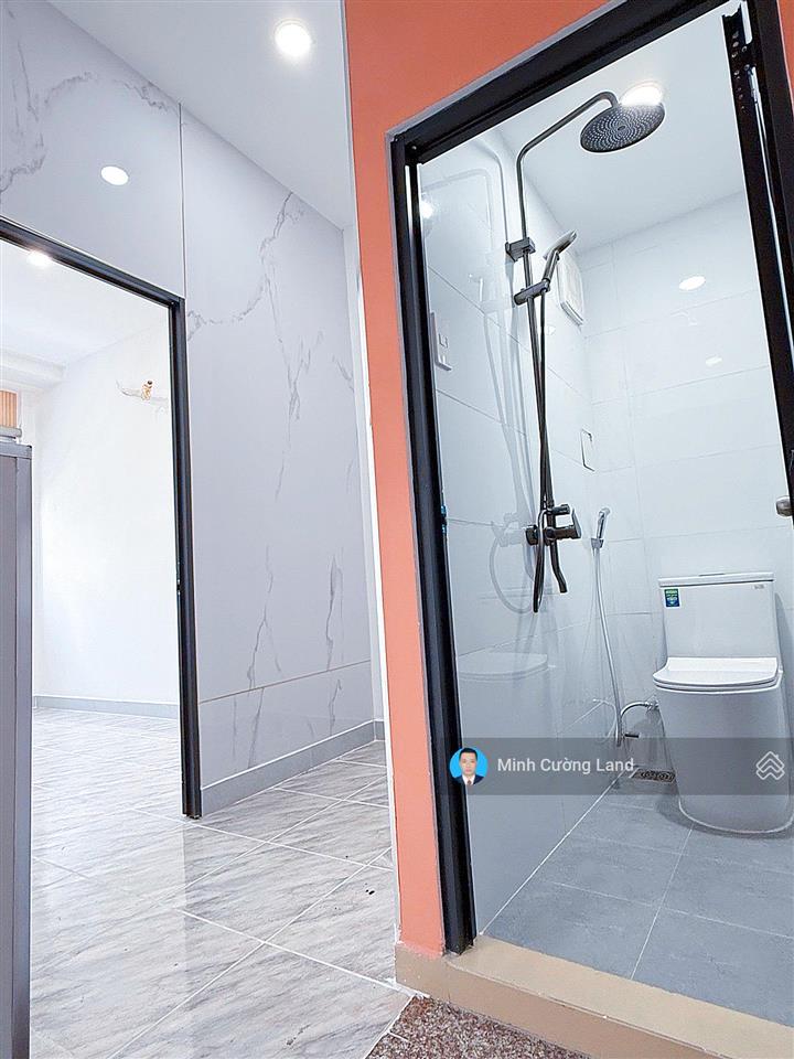 Bán nhà đẹp mặt tiền đường số 6, gần chợ gò vấp, 4.5x8m, 2 tầng btct, giảm 600triệu chỉ 4.8tỷ tl