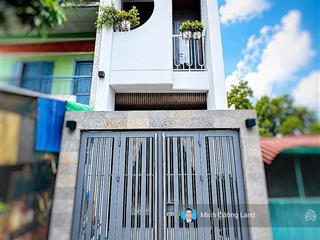 Siêu phẩm trần bình trọng, sát vách bình thạnh, cn 54m2, 3 tầng st 3pn 4wc, hẻm 5m sát mặt tiền