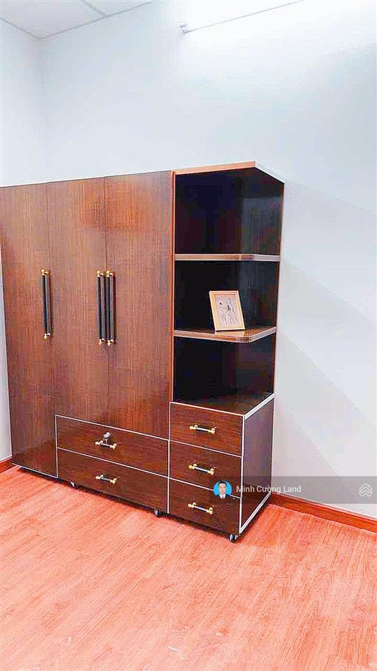 Bán nhà đẹp nguyễn xí, sát phạm văn đồng, 5.2x15m, 2 tầng 3pn, cách 1 căn ra mặt tiền, chỉ 9.3tỷ tl