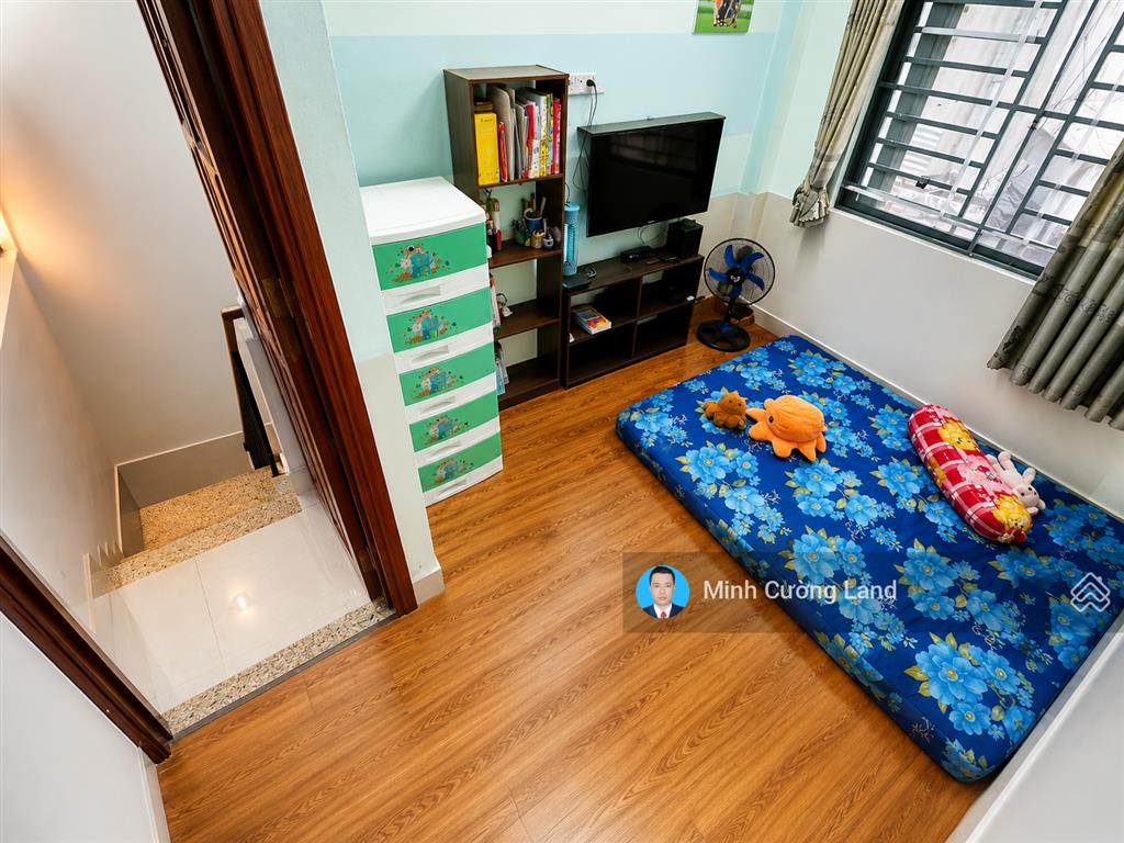 Bán nhà vạn kiếp, ngay sát phan xích long, dtsd 68m2, 4 tầng btct 3pn, hẻm 3m sát mt, chỉ 4.2tỷ tl