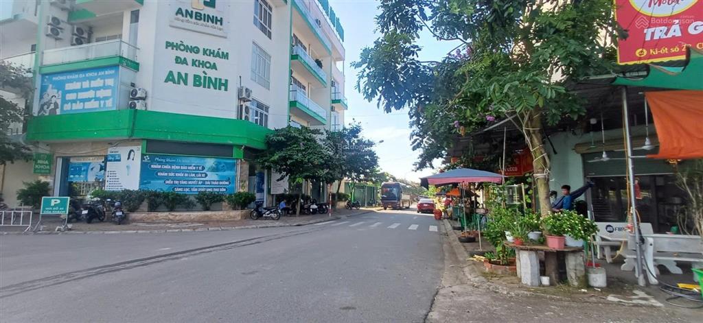 Cần bán đất nền cạnh kcn đình trám và kcn việt hàn bắc giang giá hơn 3ty/lô tùy từng vị trí