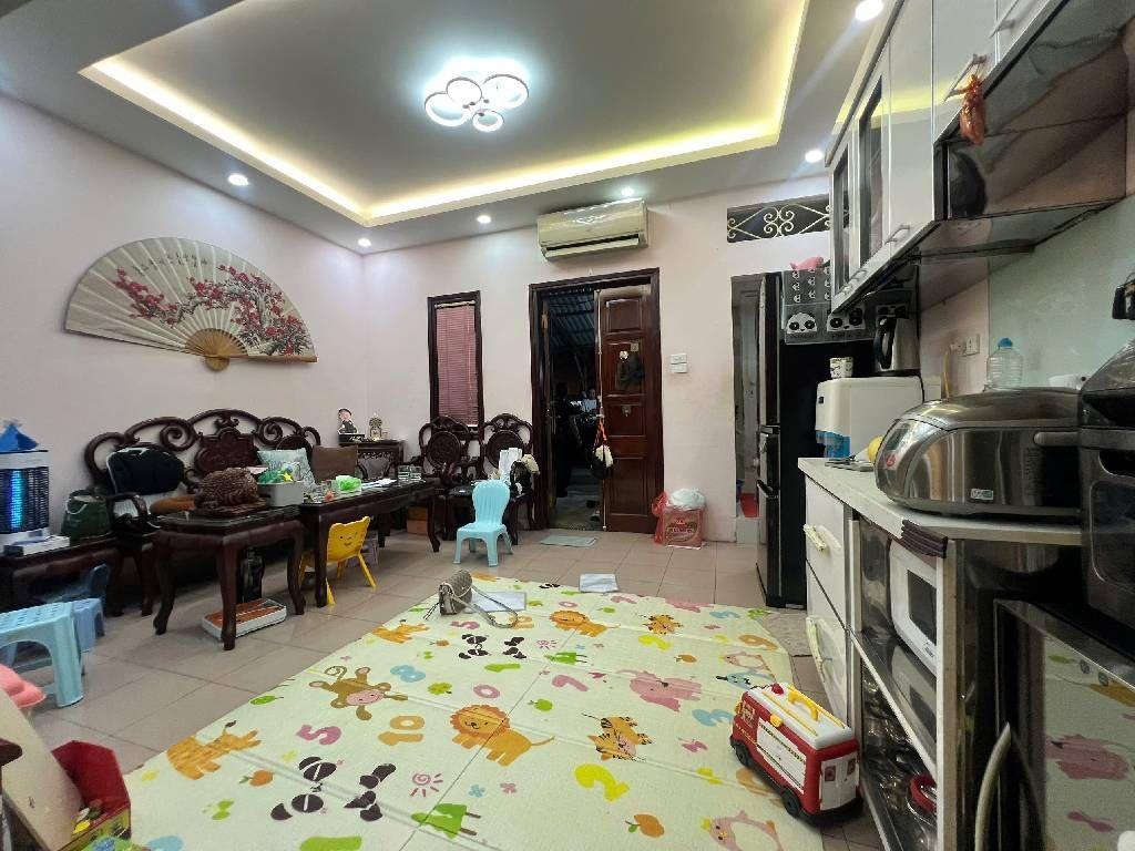 Lý Nam Đế 2 tầng CÓ NÓC – 40m MT4.2 chỉ 5.95 tỷ - NGÕ NÔNG RỘNG, SÂN THOÁNG Ở LUÔN, SĐCC