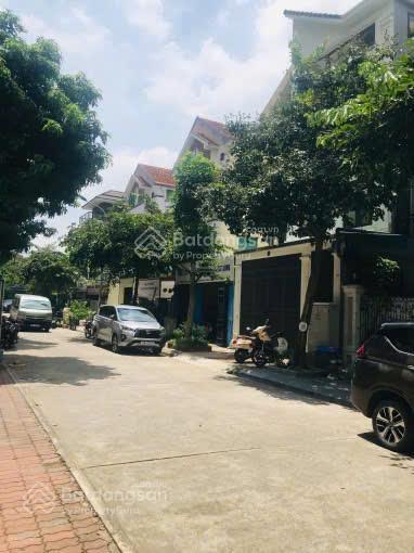 Cần bán bt trung văn intracom, tố hữu, dt 145m2 x 4t, mt 6,2m. giá 28 tỷ.  0964 769 ***