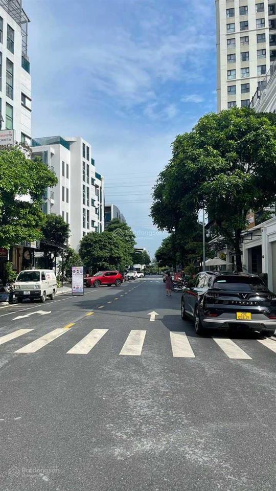 Bán liền kề vov, đại mỗ, hà nội. dt 92 m2 x 5 tầng mt 5,1 m. hoàn thiện. giá 35 tỷ.  0964 769 ***