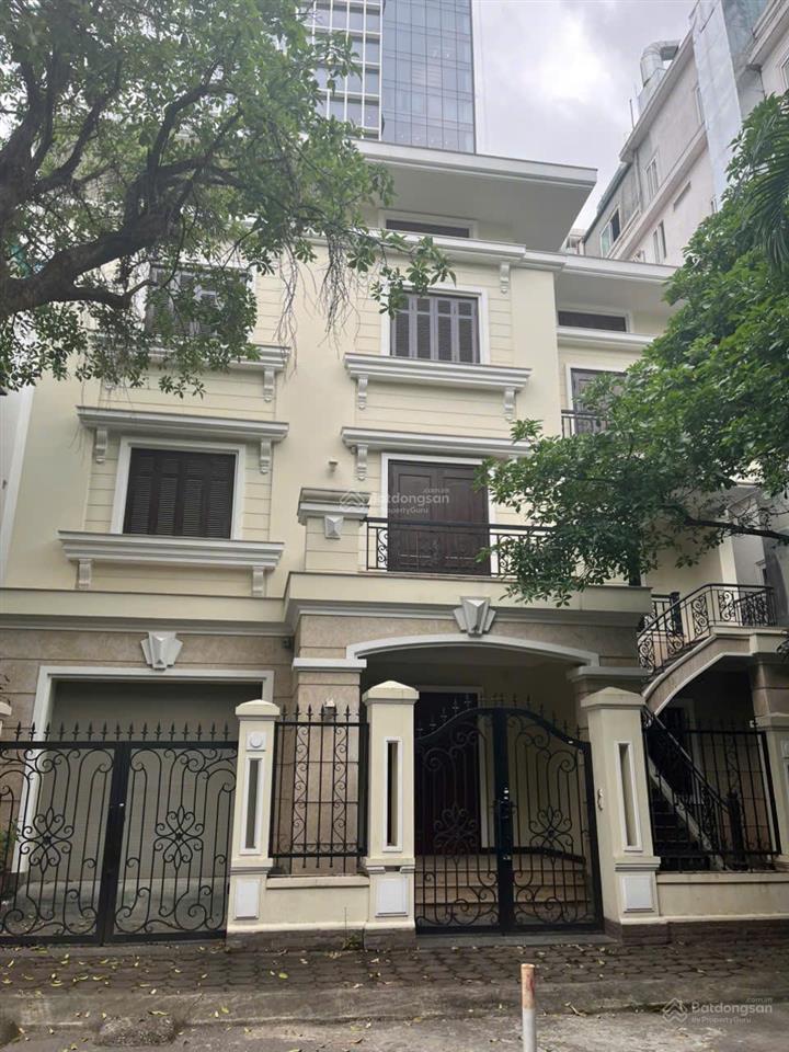 Chủ bán biệt thự kđt yên hoà. dt 204m x 5 tầng. mt 15m. sđcc . 0964 769 ***
