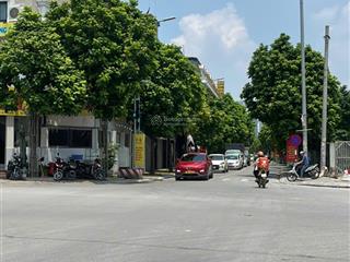 Bán mặt phố sát lê quang đạo kéo dài. dt 254m2 x 4t. mt 25m. sđcc. giá 62 tỷ.  0964 769 ***